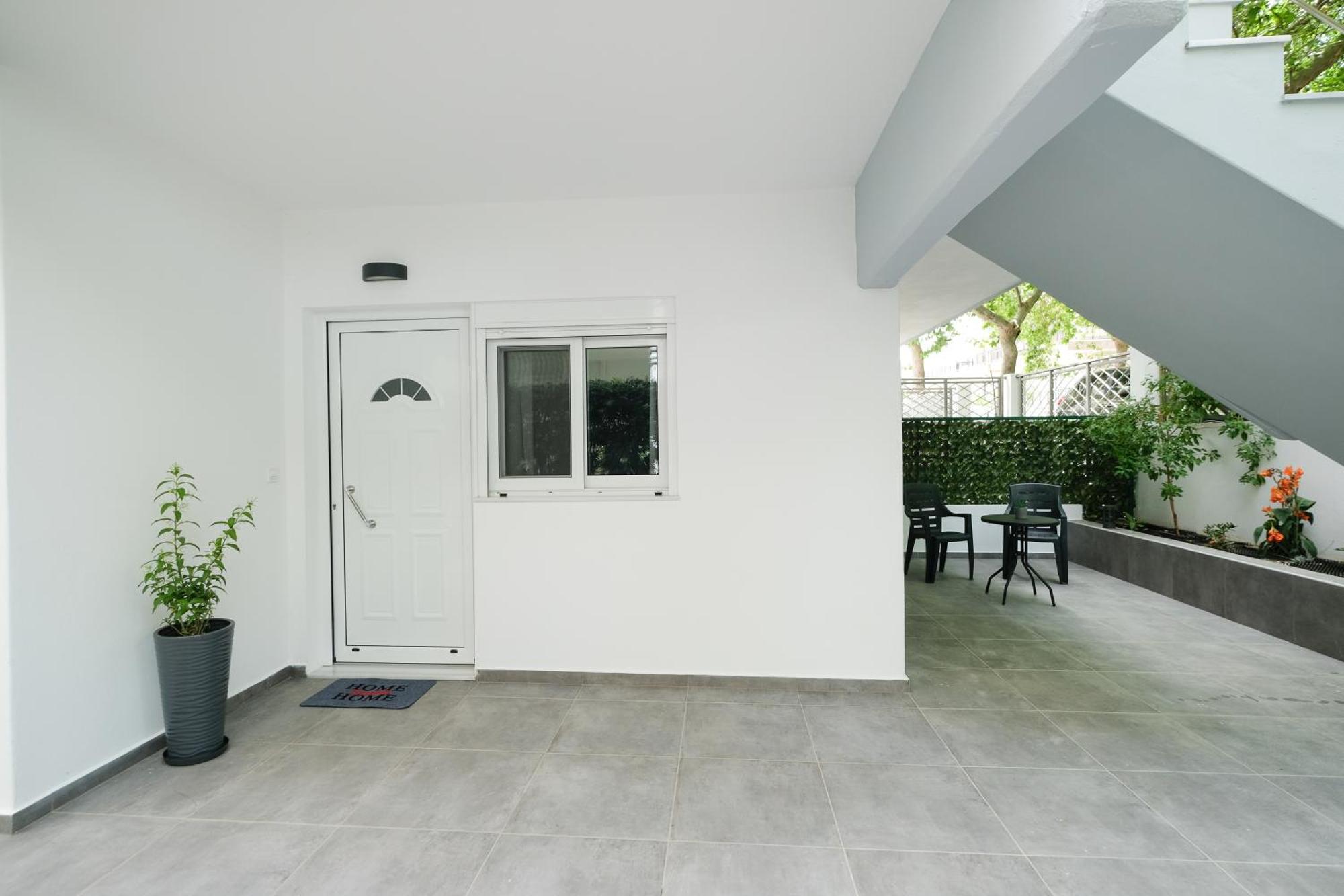 Rhodes Retreat: Modern Comfort In Serene Luxury Rhodes City Exterior foto