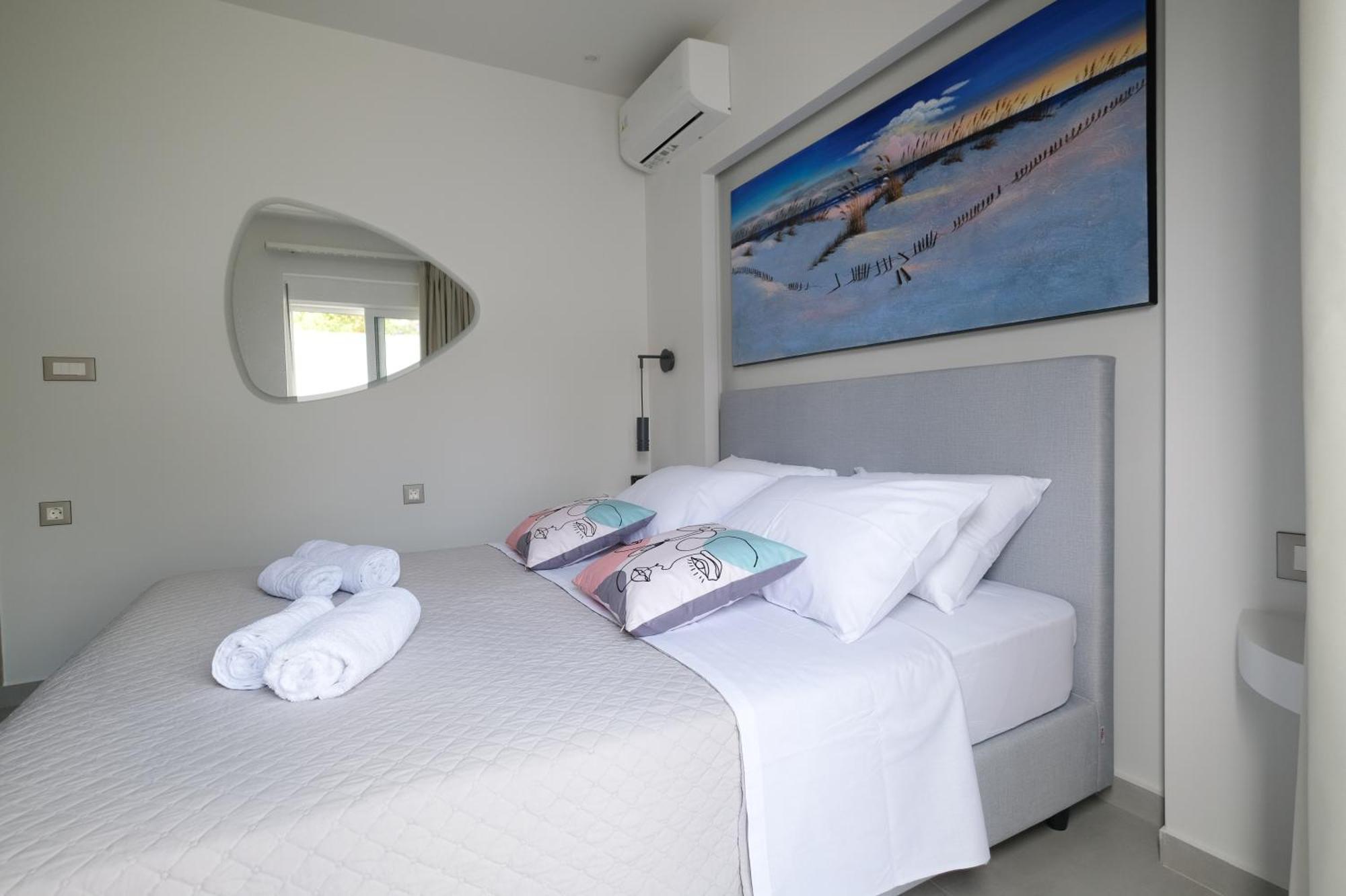 Rhodes Retreat: Modern Comfort In Serene Luxury Rhodes City Exterior foto