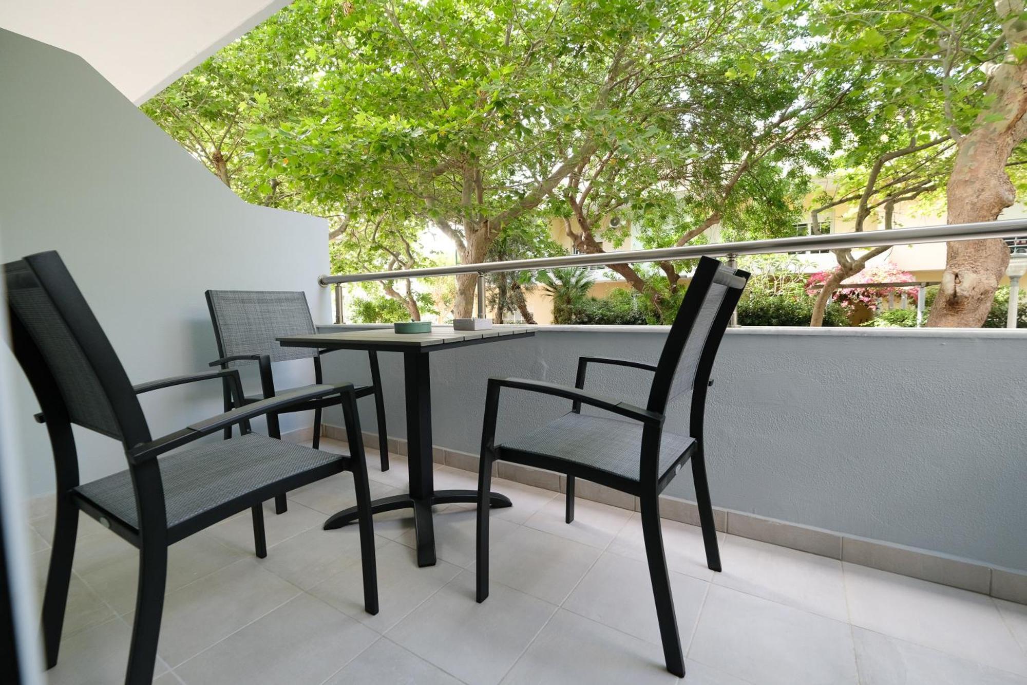Rhodes Retreat: Modern Comfort In Serene Luxury Rhodes City Exterior foto